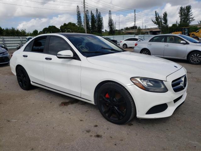 55SWF4JB4GU158903 - 2016 MERCEDES-BENZ C 300 WHITE photo 4