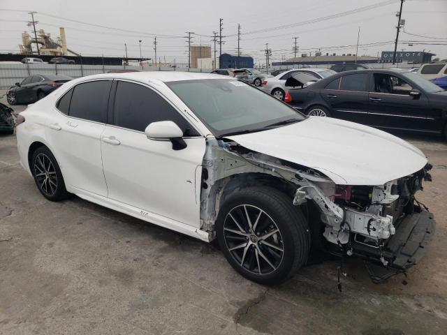 4T1G31AK3PU609724 - 2023 TOYOTA CAMRY SE NIGHT SHADE WHITE photo 4