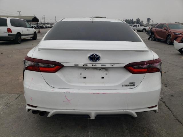 4T1G31AK3PU609724 - 2023 TOYOTA CAMRY SE NIGHT SHADE WHITE photo 6