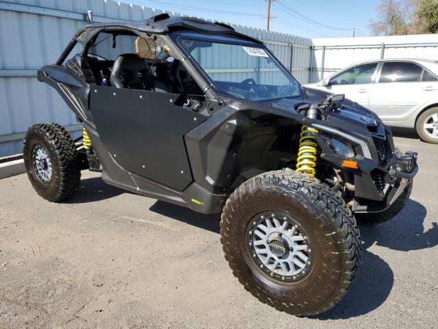 3JBVGAY48JK000016 - 2018 CAN-AM MAVERICK X TURBO BLACK photo 1