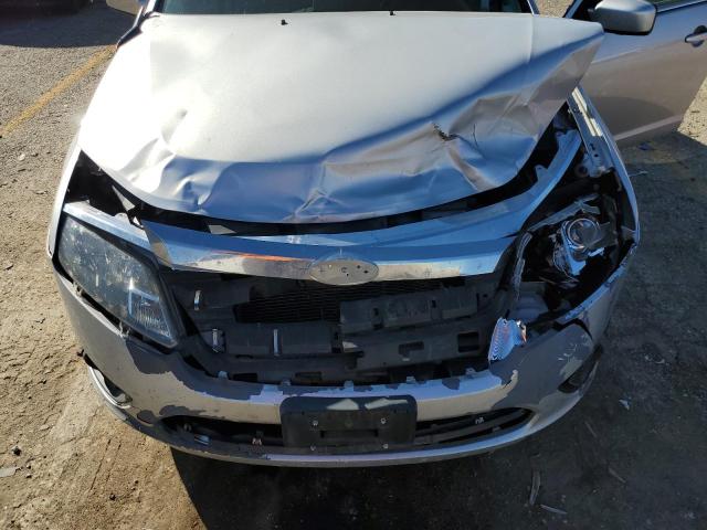 3FAHP0HA2CR306879 - 2012 FORD FUSION SE SILVER photo 11