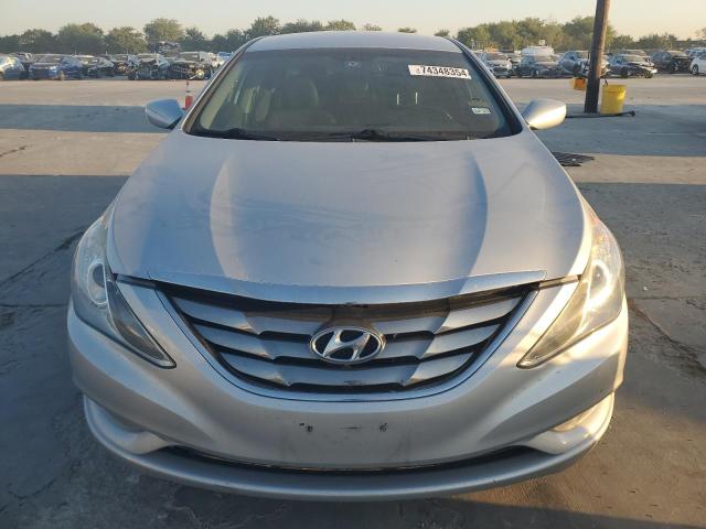 5NPEC4AB0CH437122 - 2012 HYUNDAI SONATA SE SILVER photo 5