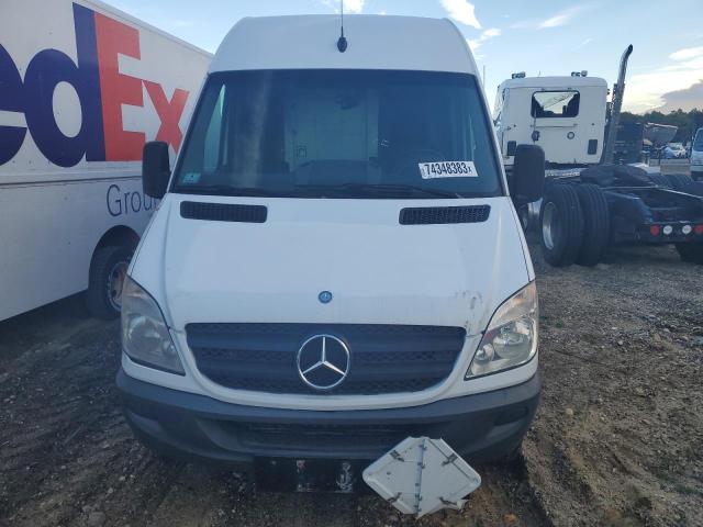 WD3PE8CB2C5611421 - 2012 MERCEDES-BENZ SPRINTER 2500 WHITE photo 5