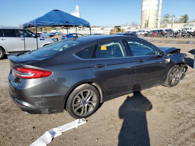 3FA6P0HD6HR186402 - 2017 FORD FUSION SE GRAY photo 3