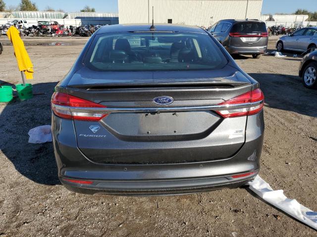 3FA6P0HD6HR186402 - 2017 FORD FUSION SE GRAY photo 6