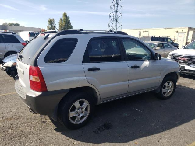 KNDJF724677421718 - 2007 KIA SPORTAGE LX SILVER photo 3