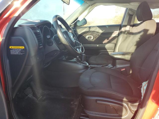 KNDJP3A52G7839368 - 2016 KIA SOUL + RED photo 7