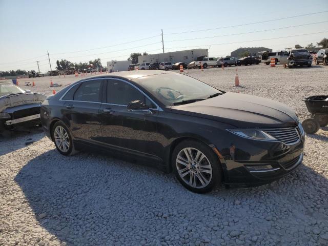 3LN6L2G9XGR618563 - 2016 LINCOLN MKZ BLACK photo 4