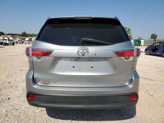 5TDKKRFH5FS053609 - 2015 TOYOTA HIGHLANDER XLE Gümüş foto 6