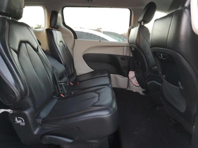 2C4RC1BG0JR227419 - 2018 CHRYSLER PACIFICA TOURING L WHITE photo 11