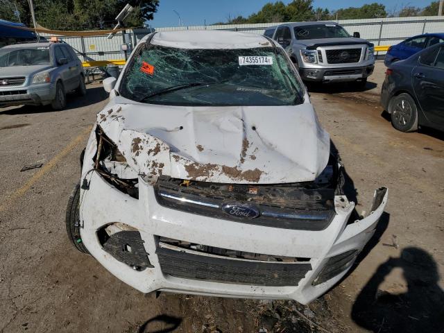 1FMCU0GX2EUD50522 - 2014 FORD ESCAPE SE WHITE photo 5