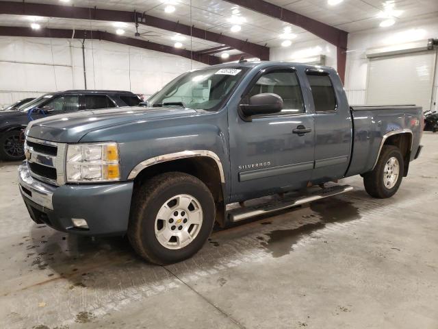 1GCSKSE38AZ107179 - 2010 CHEVROLET 1500 K1500 LT BLUE photo 1