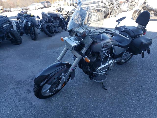 5VPCB26D863005565 - 2006 VICTORY MOTORCYCLES KINGPIN ვერცხლისფერი ფოტო 2