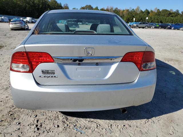 1HGFA16509L025977 - 2009 HONDA CIVIC LX SILVER photo 6