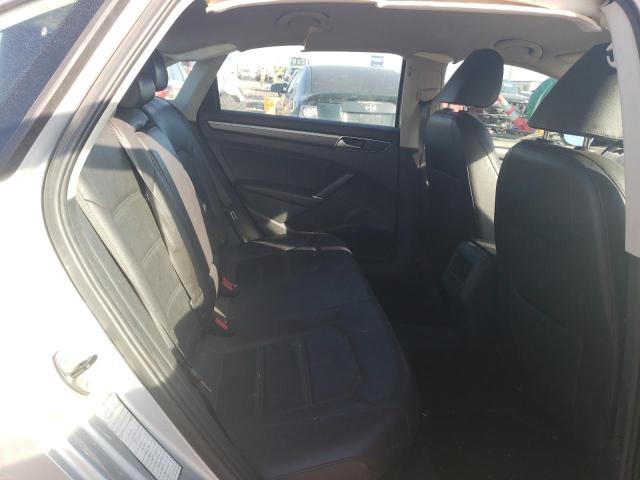 1VWDT7A34HC016848 - 2017 VOLKSWAGEN PASSAT R-LINE Gümüş foto 10
