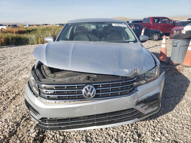 1VWDT7A34HC016848 - 2017 VOLKSWAGEN PASSAT R-LINE Gümüş foto 5