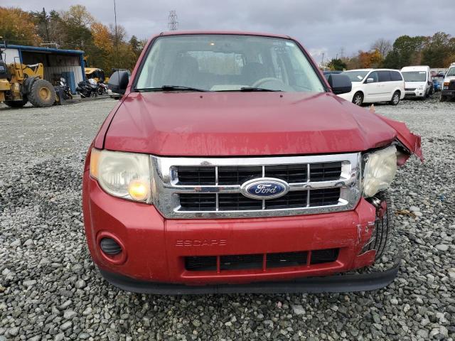 1FMCU9C70AKB10935 - 2010 FORD ESCAPE XLS RED photo 5