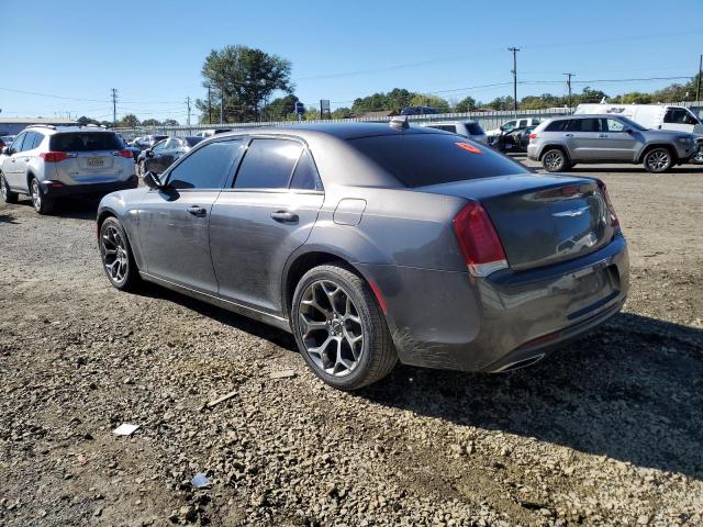 2C3CCABG1JH201654 - 2018 CHRYSLER 300 S CHARCOAL photo 2