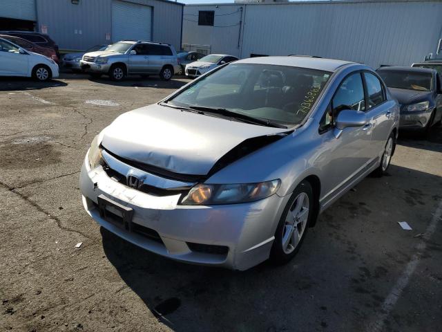 19XFA1F6XAE018863 - 2010 HONDA CIVIC LX-S 银色 照片 1