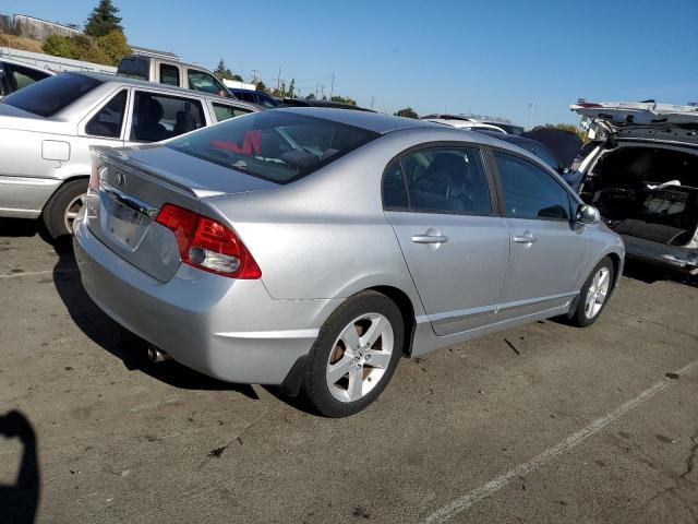 19XFA1F6XAE018863 - 2010 HONDA CIVIC LX-S 银色 照片 3