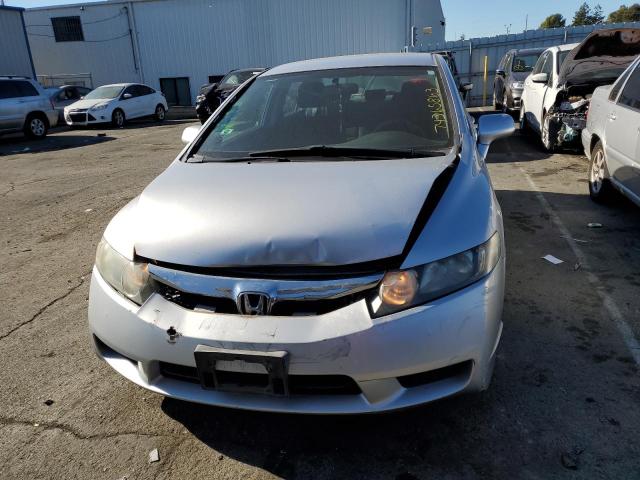 19XFA1F6XAE018863 - 2010 HONDA CIVIC LX-S 银色 照片 5