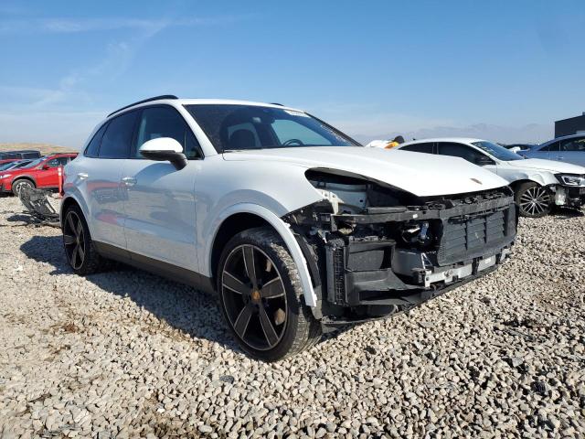 WP1AA2AY8MDA07339 - 2021 PORSCHE CAYENNE WHITE photo 4