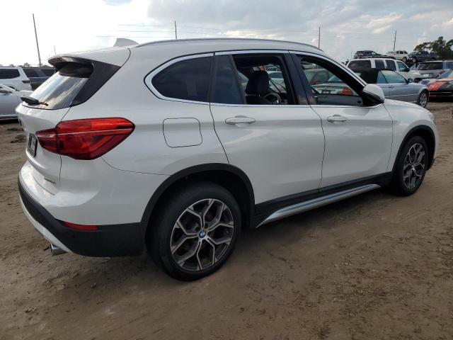 WBXJG9C0XL5P73634 - 2020 BMW X1 XDRIVE28I WHITE photo 3