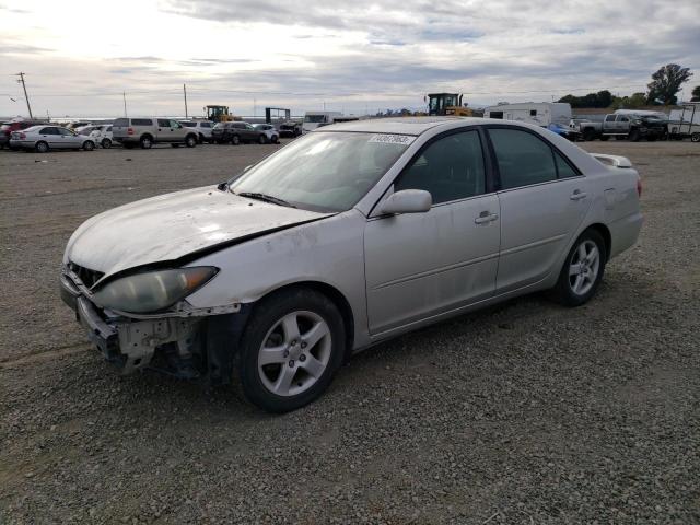 4T1BE30K05U981715 - 2005 TOYOTA CAMRY LE SILVER photo 1