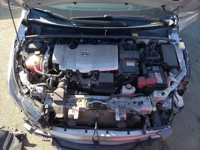 JTDKARFP6H3049034 - 2017 TOYOTA PRIUS PRIM 银色 照片 11