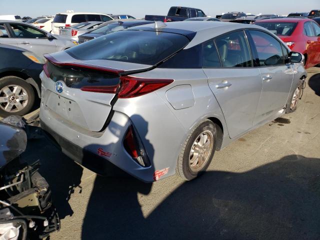 JTDKARFP6H3049034 - 2017 TOYOTA PRIUS PRIM 银色 照片 3
