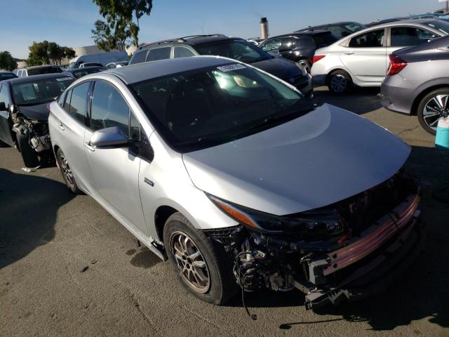 JTDKARFP6H3049034 - 2017 TOYOTA PRIUS PRIM 银色 照片 4