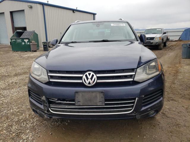 WVGEF9BP8CD009105 - 2012 VOLKSWAGEN TOUAREG V6 BLUE photo 5