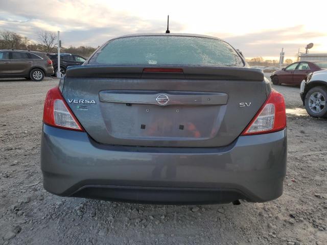 3N1CN7APXKL866171 - 2019 NISSAN VERSA S GRAY photo 6