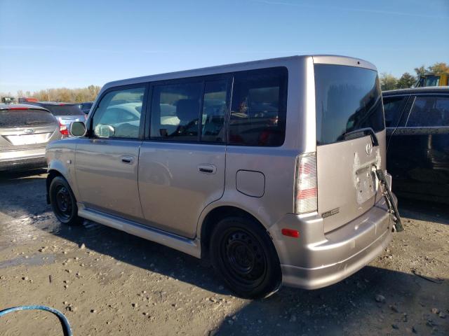 JTLKT324850186898 - 2005 TOYOTA SCION XB GRAY photo 2