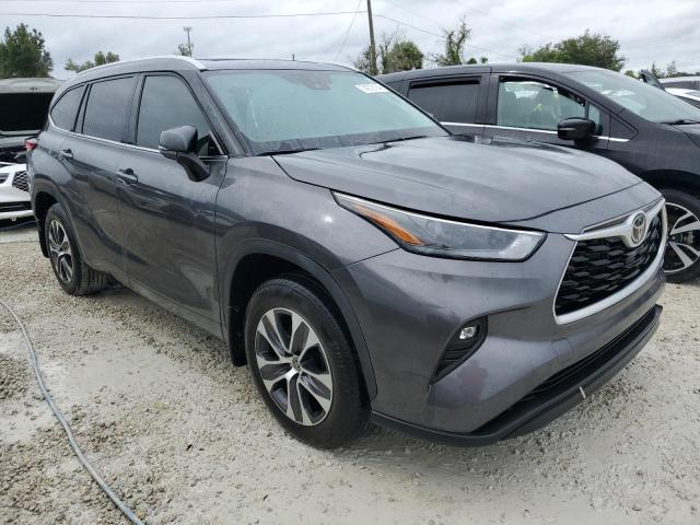 5TDGZRBH7NS233423 - 2022 TOYOTA HIGHLANDER XLE Boz foto 4