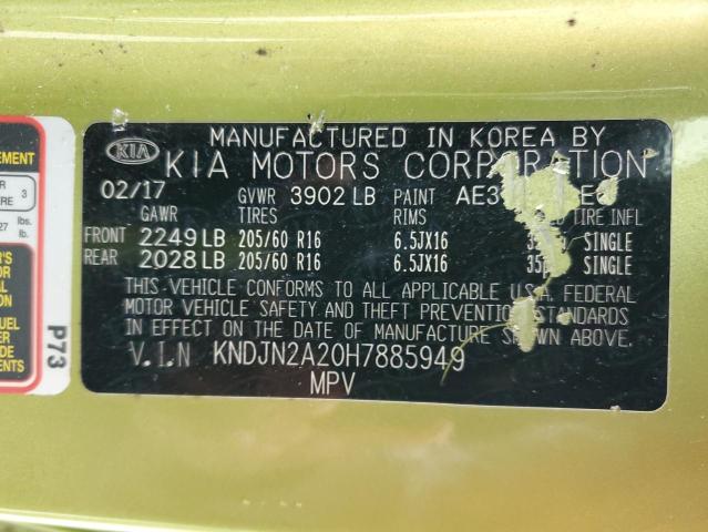 KNDJN2A20H7885949 - 2017 KIA SOUL GREEN photo 12