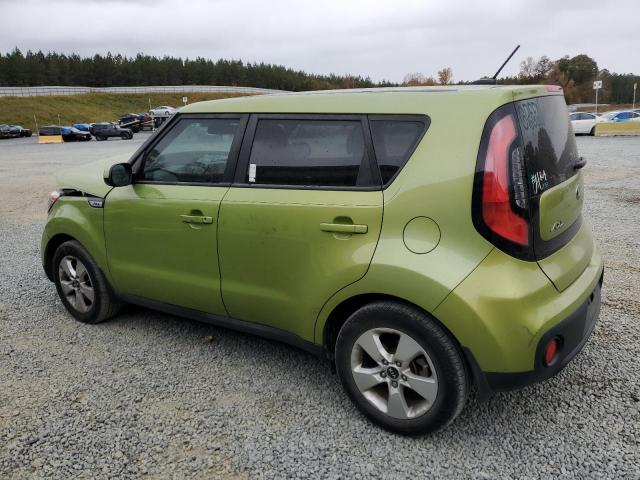 KNDJN2A20H7885949 - 2017 KIA SOUL GREEN photo 2