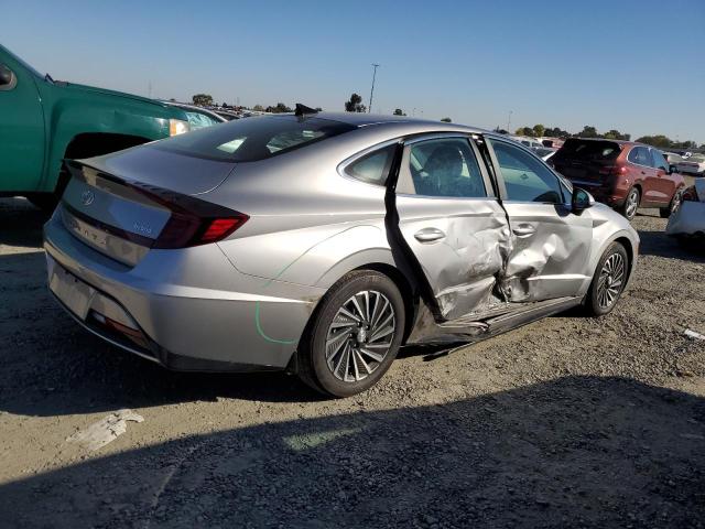 KMHL34JJ9MA026563 - 2021 HYUNDAI SONATA HYBRID SILVER photo 3