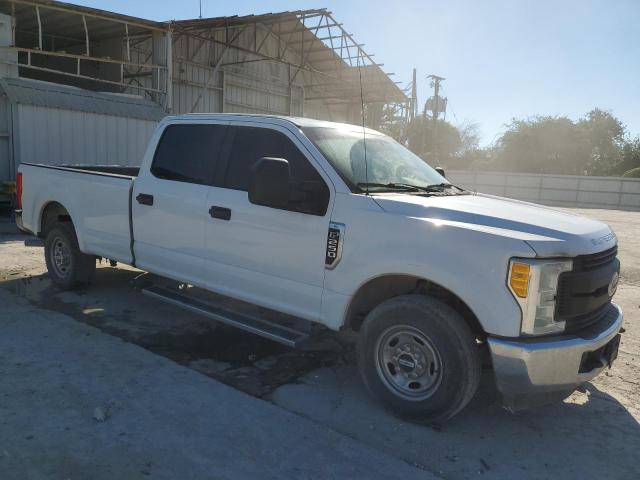 1FT7W2A66HEB75718 - 2017 FORD F250 SUPER DUTY WHITE photo 4