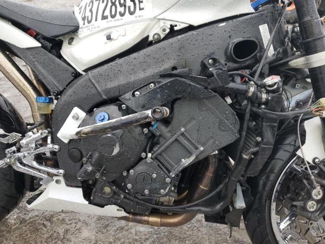 JYARN15E46A000116 - 2006 YAMAHA YZFR1 WHITE photo 7