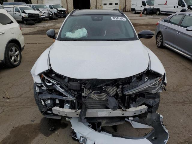 ZASPAKBN3M7D18313 - 2021 ALFA ROMEO STELVIO TI WHITE photo 5