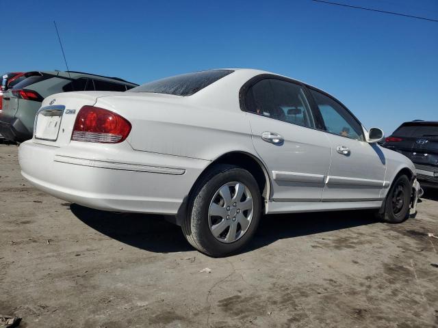 KMHWF25S43A794154 - 2003 HYUNDAI SONATA BAS GL WHITE photo 3