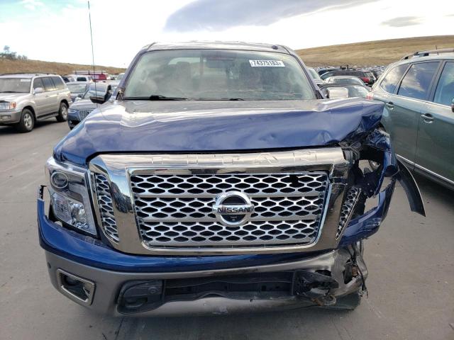 1N6AA1E55HN525952 - 2017 NISSAN TITAN SV BLUE photo 5