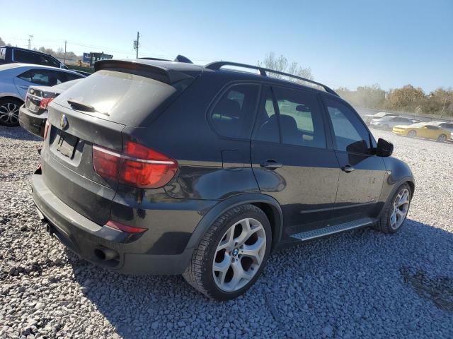 5UXZW0C51BL659783 - 2011 BMW X5 XDRIVE35D BLACK photo 3