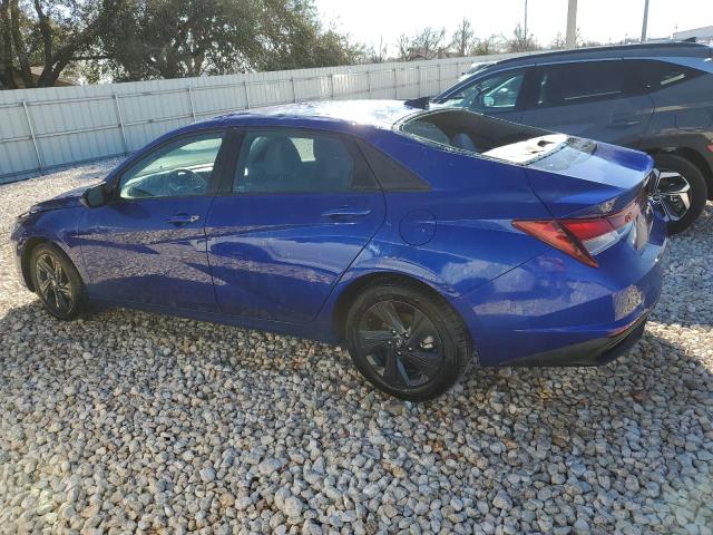 5NPLM4AG7MH008707 - 2021 HYUNDAI ELANTRA SEL BLUE photo 2