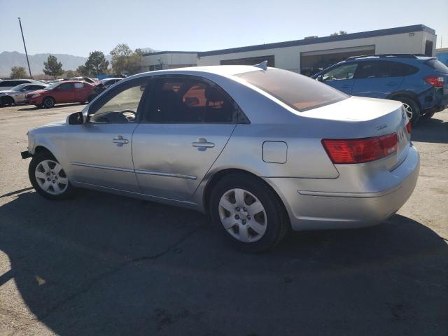 5NPET4AC3AH655139 - 2010 HYUNDAI SONATA GLS SILVER photo 2