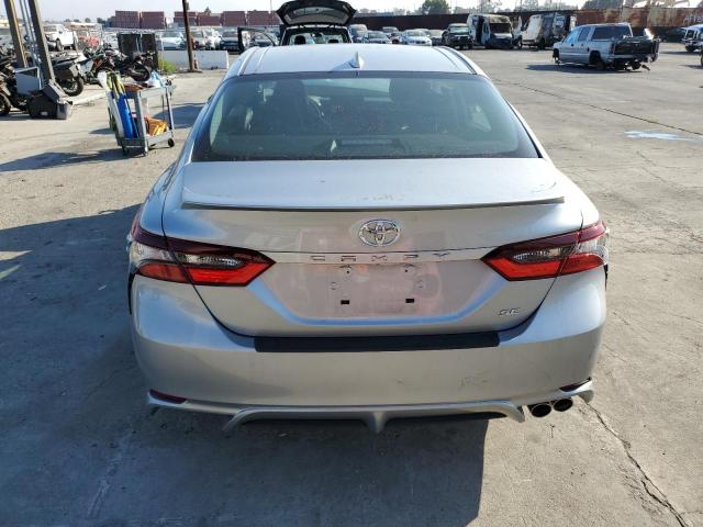 4T1G11AK6RU255285 - 2024 TOYOTA CAMRY SE NIGHT SHADE SILVER photo 6