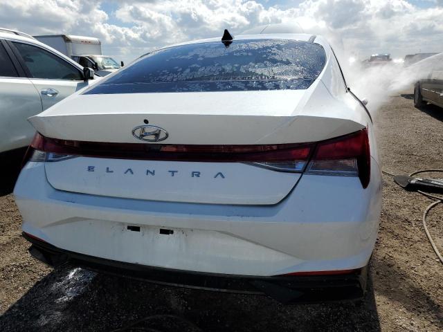 5NPLL4AG4NH077228 - 2022 HYUNDAI ELANTRA SE WHITE photo 6