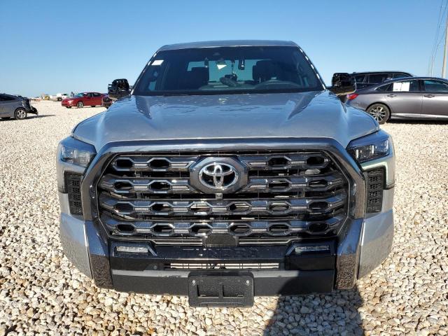 5TFNA5AB6PX025583 - 2023 TOYOTA TUNDRA CREWMAX PLATINUM SILVER photo 5