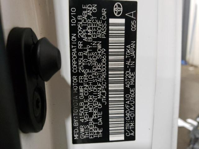 JTKJF5C79B3008679 - 2011 TOYOTA SCION TC 白色 照片 13